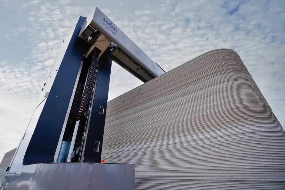 La máquina que imprime 200 casas por semana con concreto 3D promete revolucionar viviendas rápidas, accesibles y sostenibles en todo el mundo.