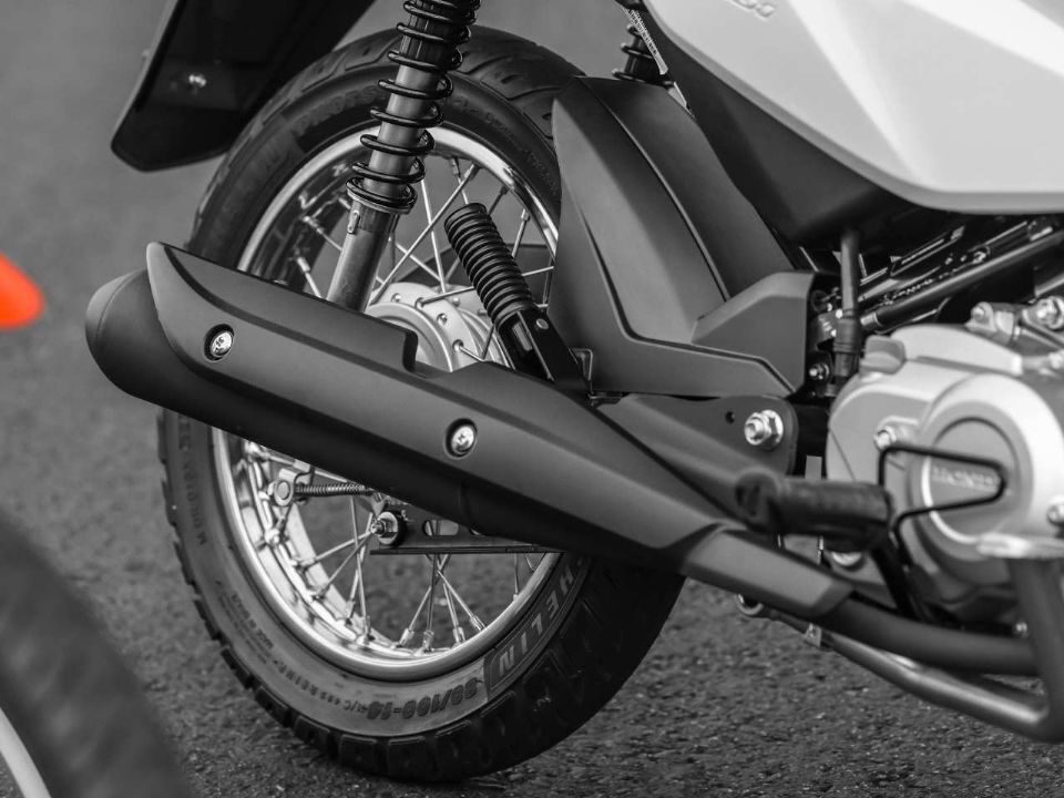 Nueva Honda Pop 110i ES 2026 llega a Brasil con cambios, más economía y rendimiento urbano para quienes quieren agilidad y bajo costo.