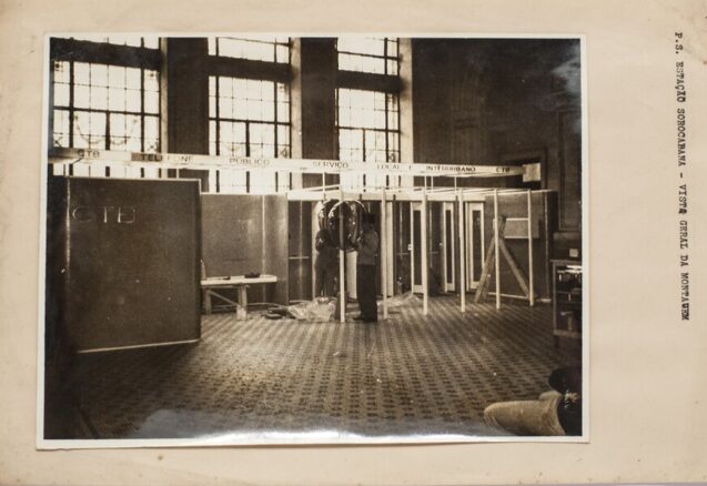 Primeros Orelinhas en el edificio de la compañía telefónica CTB en el centro de São Paulo. Imagen: Sitio Oficial Orelhão