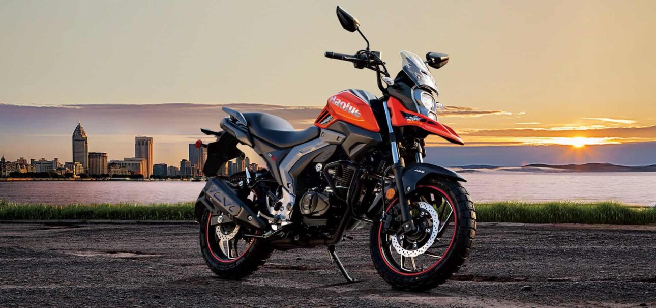  Haojue DL 160 promete conquistar o Brasil com design robusto, tecnologia moderna e autonomia de até 650 km, desafiando as líderes de mercado.