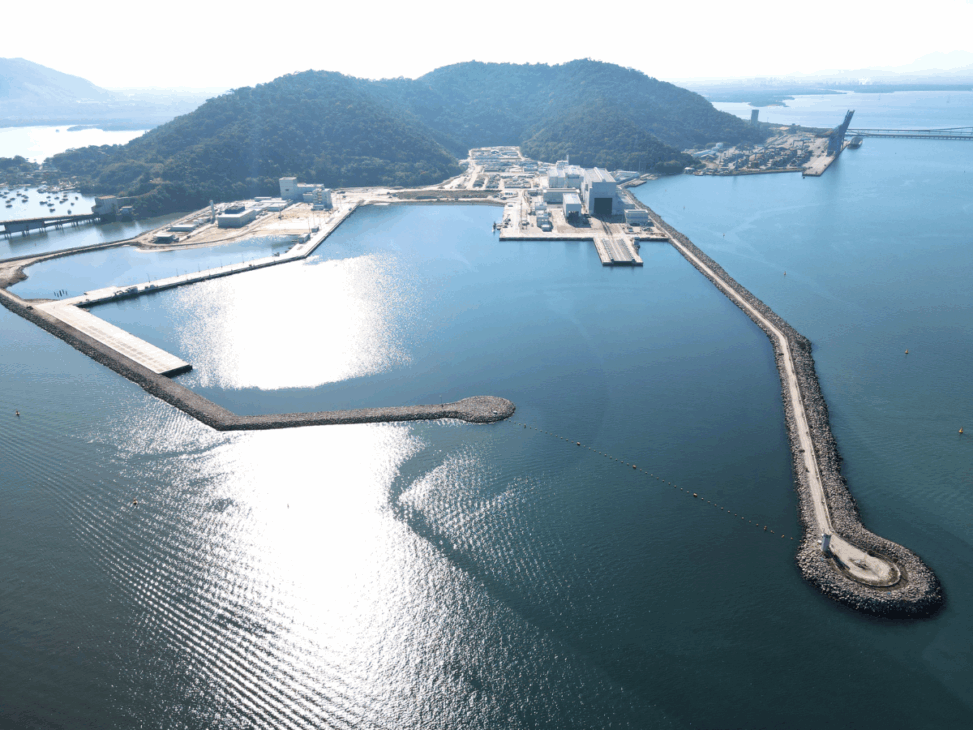 La base de submarinos de miles de millones para albergar la futura flota de submarinos, incluyendo el nuclear