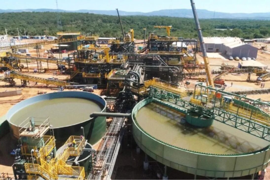 La empresa minera que cerró acuerdo en 2023 con China y lidera un proyecto de R$ 3 mil millones para abastecer al mundo con el 'oro blanco'