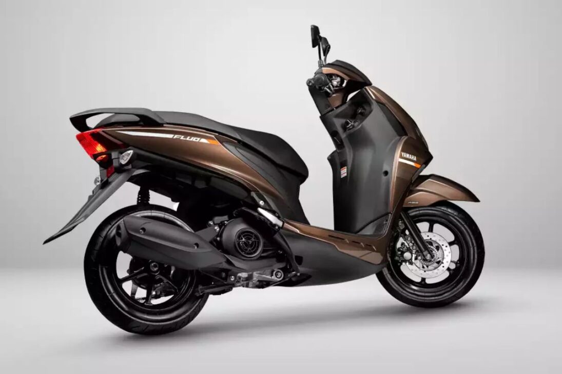 La nueva scooter de Yamaha para 2025 tiene llave presencial y es la más barata de Brasil haciendo 49 km por litro