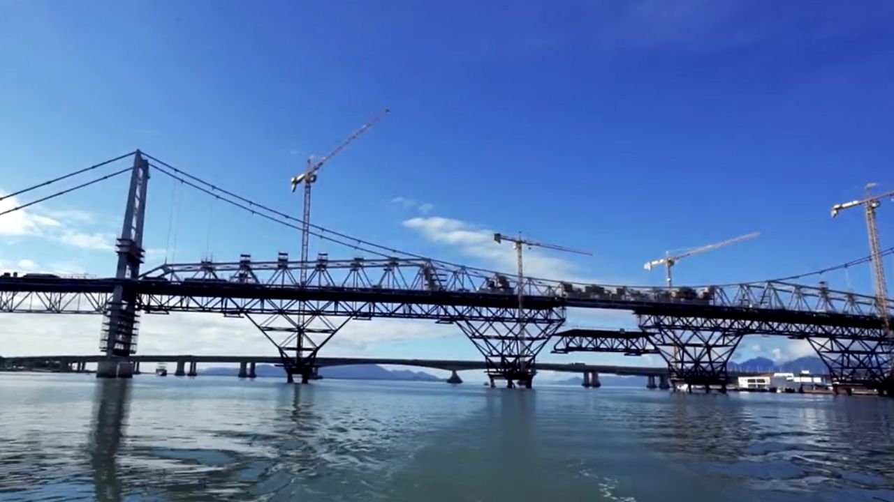 A ponte que é o cartão-postal de uma capital, ficou interditada por 40 anos e exigiu uma operação de engenharia sem precedentes