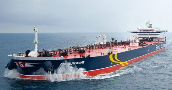 A rodovia flutuante do pré-sal: Os navios aliviadores que sustentam a economia do Brasil