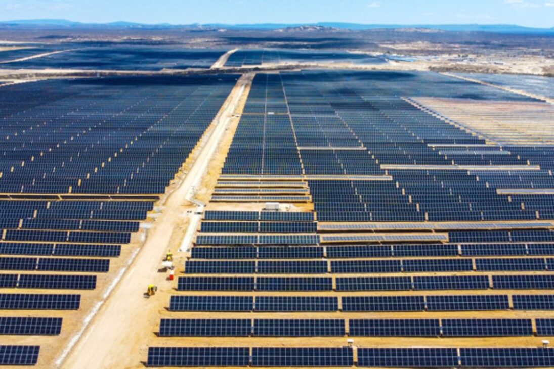 La Planta Solar Brasileña Que Genera Energía Para 1,7 Millón De Personas Y Crea Un Microclima En El Sertão
