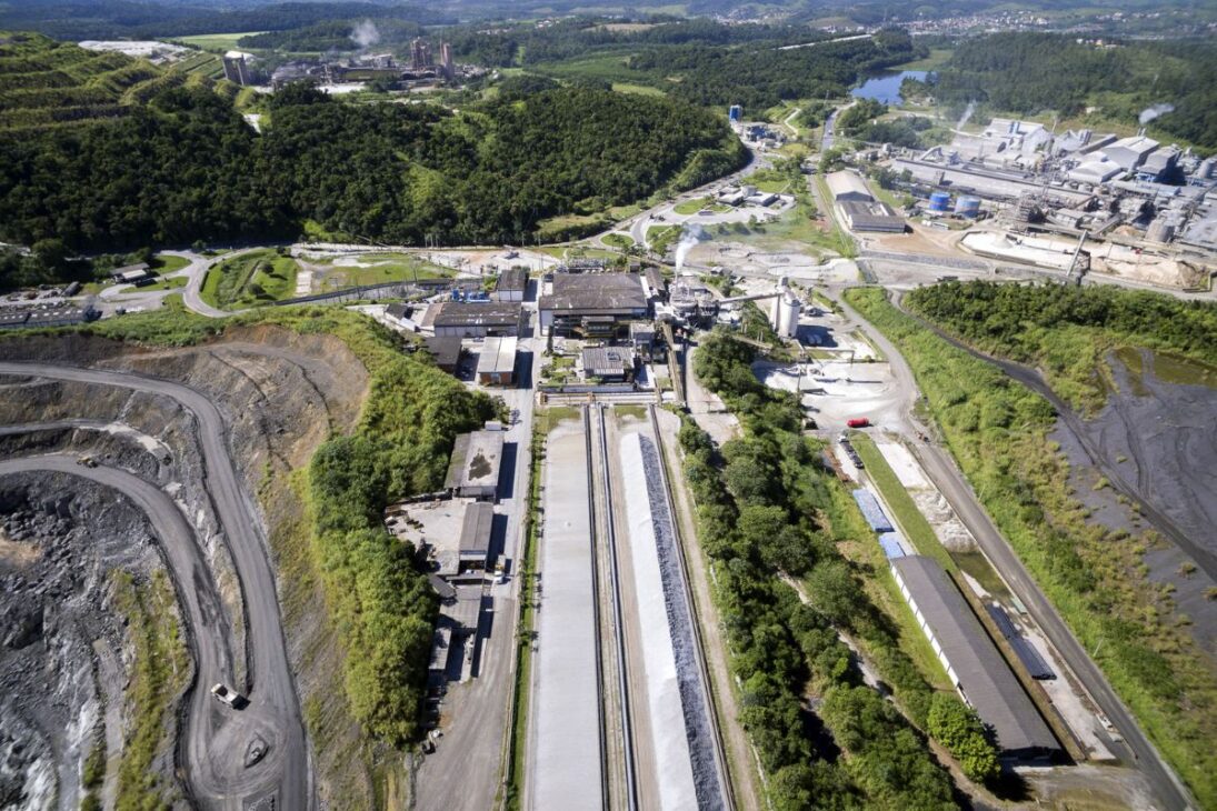 La venta de US$ 2,5 mil millones de la minera brasileña Vale a una empresa americana creó un nuevo líder de mercado en Brasil