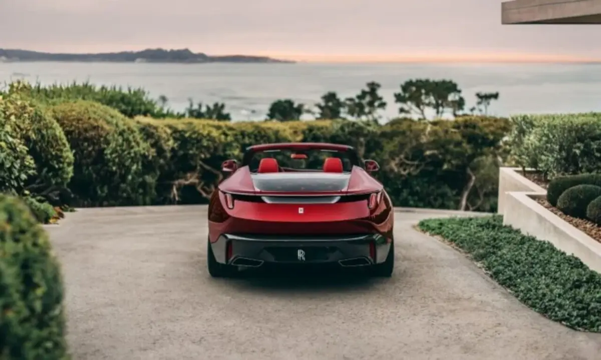 Rolls-Royce, La Rose Noire Droptail, Coche