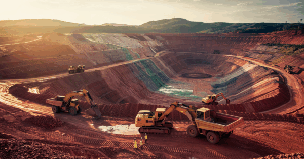Descubra como a mineração no Brasil está impulsionando a extração do “ouro verde metálico” — minerais essenciais para carros elétricos. Saiba o impacto das terras raras no Brasil e o futuro dos recursos estratégicos na indústria global