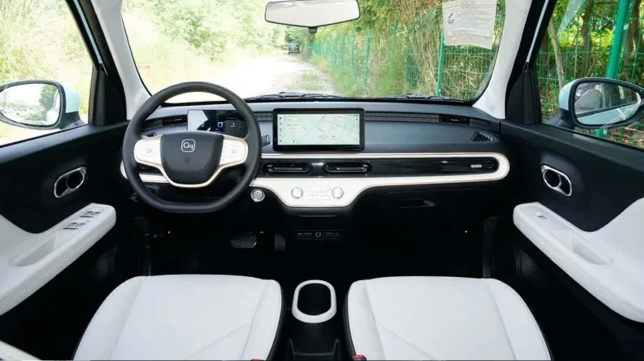 Eléctrico chino de R$ 42 mil promete hasta 405 km de autonomía y recursos modernos, intensificando la competencia con Kwid E-Tech y Dolphin Mini.