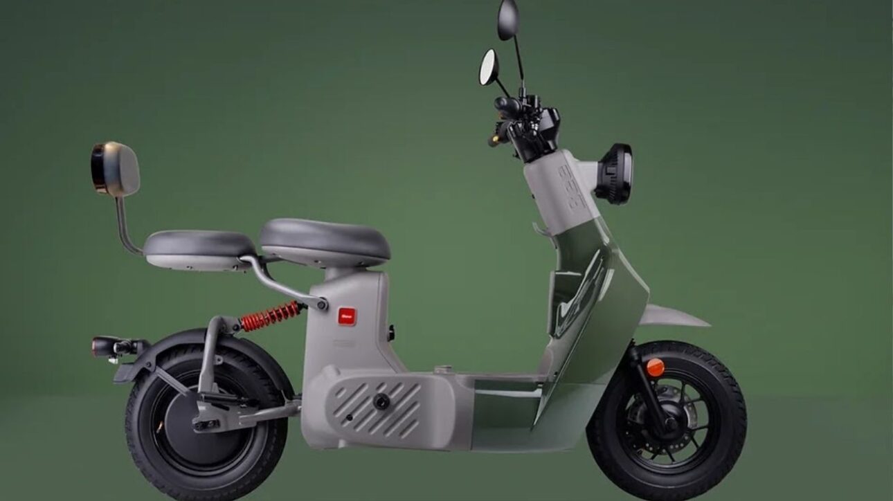 Conozca la Bee Type 2: moto eléctrica brasileña con 100 km de autonomía, panel digital y costo bajísimo por recarga. Tecnología y economía en uno solo.