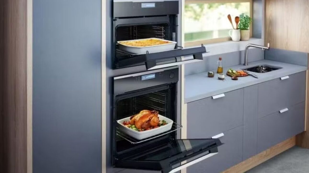 El horno multifuncional se convierte en el nuevo favorito de la cocina y amenaza con retirar la airfryer con más funciones, espacio y economía en la preparación de los platos.