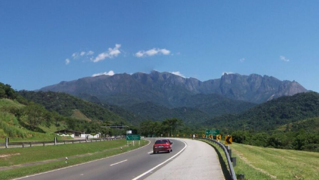 La BR-116 corta 10 estados, revela contrastes de Brasil y está marcada por belleza, desafíos logísticos y el polémico apodo de Carretera de la Muerte.