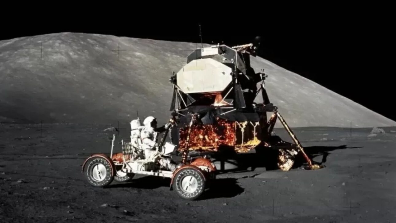 El Misterio Del Vidrio Naranja Encontrado En La Luna Por La Apollo 17 Es Revelado Tras 50 Años. Descubre El Origen Y La Importancia De Este Descubrimiento Científico. (Imagen: Divulgación/NASA)