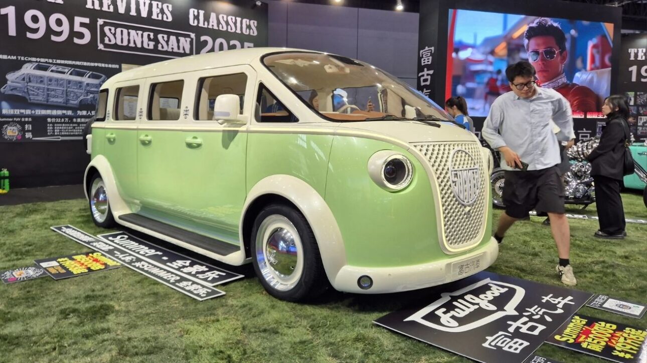 Minivan híbrida Songsan Summer rescata el clásico visual de la Kombi con hasta 1.200 km de autonomía y tecnología moderna para el futuro de la movilidad.