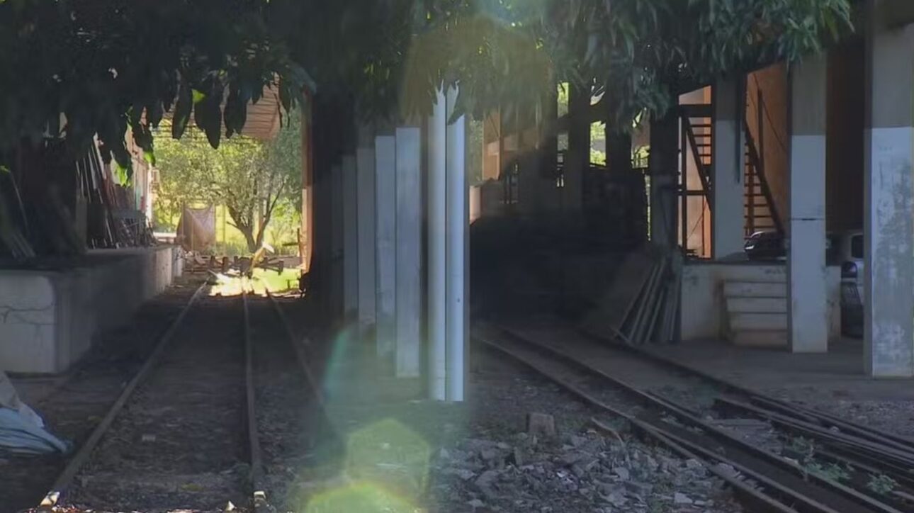 De entrelazado ferroviario a ciudad-fantasma de los rieles: el abandono de Bauru expone el desprecio por el transporte ferroviario en Brasil.(Imagen: reproducción TV TEM)