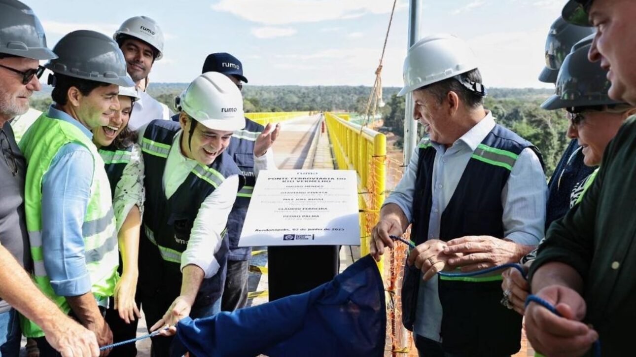 Mato Grosso entrega puente de 460 m de la 1ª ferrovia estatal del país y avanza en la conexión logística con 743 km de rieles rumbo al Puerto de Santos. (Imagen: Mayke Toscano/Secom-MT)