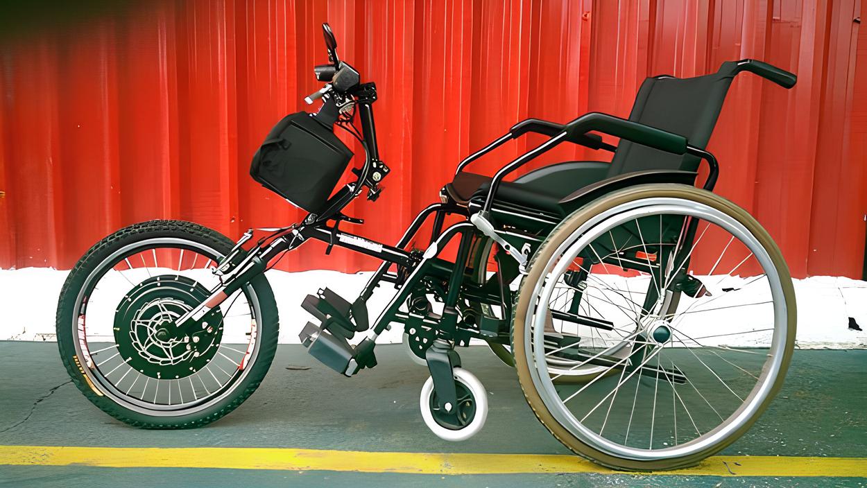 O kit criado no Brasil que transforma cadeira de rodas em triciclo elétrico com autonomia de 25 km — e dispensa CNH