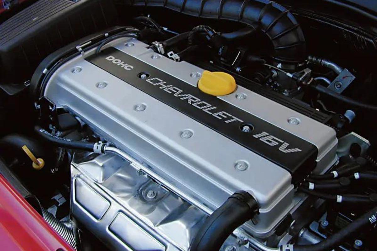 O Motor 16V que Quebrava a Correia: O Legado de Terror e Precisão nos Anos 90