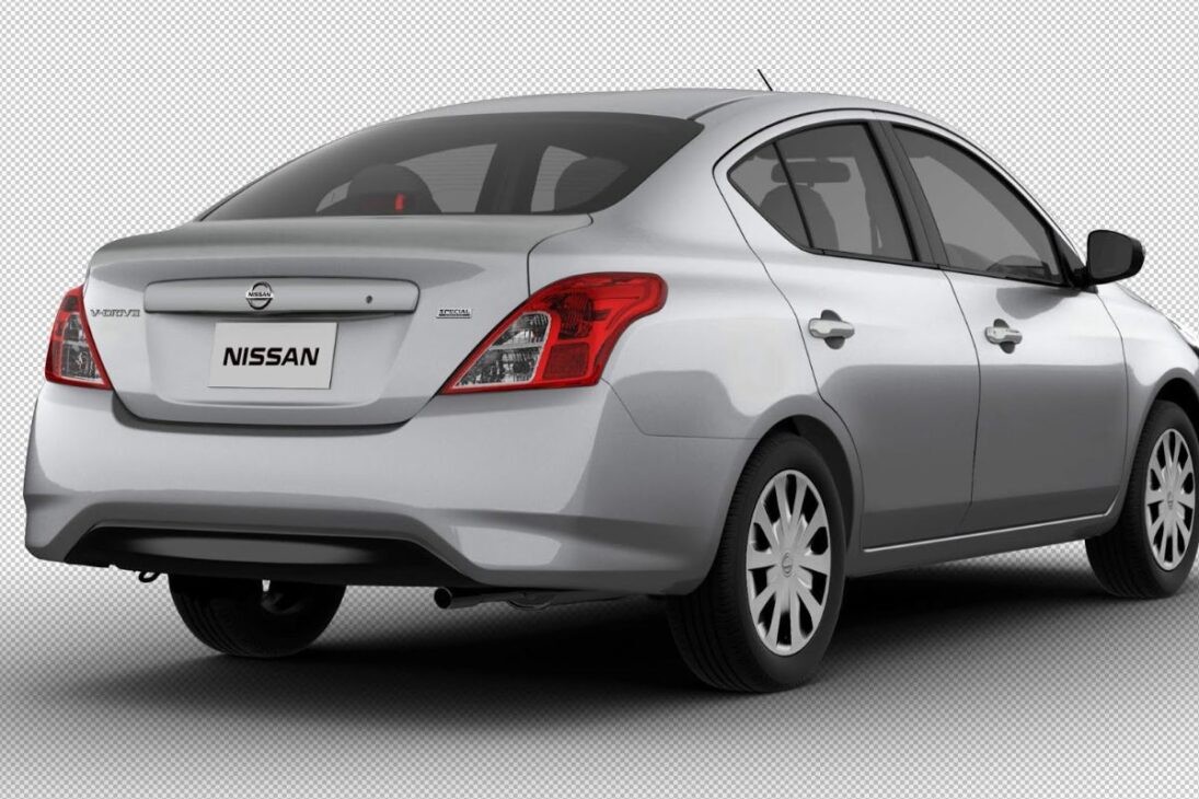 En el mercado de autos usados, un modelo en particular se convirtió en el preferido de los conductores de aplicaciones y de quienes buscan el máximo retorno por cada peso invertido: el Nissan V-Drive. Este sedan que salió de línea a finales de 2021 es, en realidad, la primera generación del Versa, que Nissan mantuvo en producción con un nuevo nombre y una misión clara: ser la herramienta de trabajo definitiva.