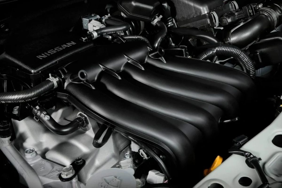 O segredo dos motoristas de app: Conheça o Nissan V-Drive, o sedan que saiu de linha e virou o 'rei do custo-benefício' dos usados