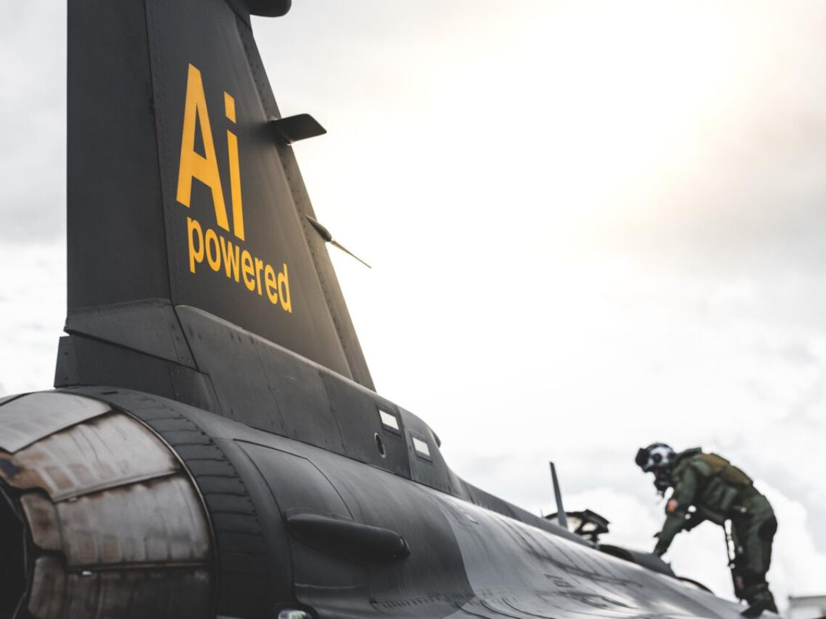 Gripen E realiza voo autônomo com sistema Centauro de inteligência artificial