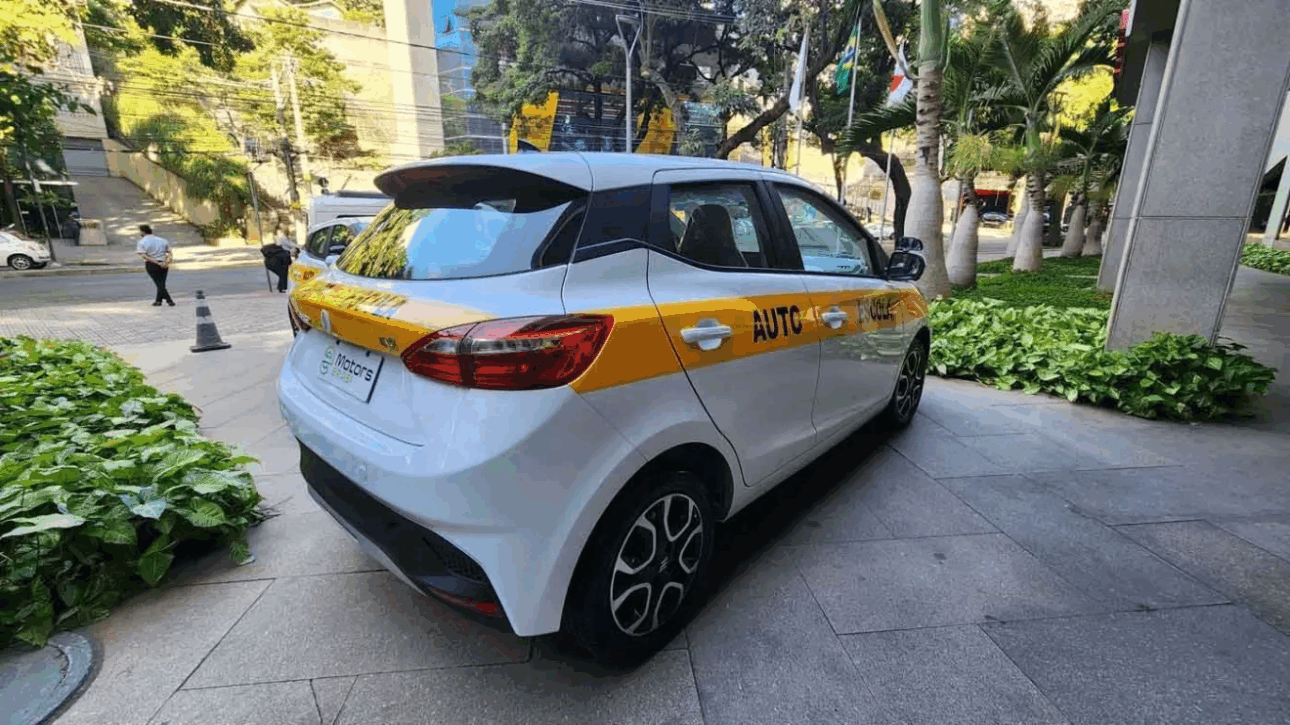 JMEV lanza en Brasil el EV3, el primer coche eléctrico con cambio manual, enfocado en autoescuelas y con precio por debajo de R$ 100 mil. (Imagen: Thiago Ventura/CNN)