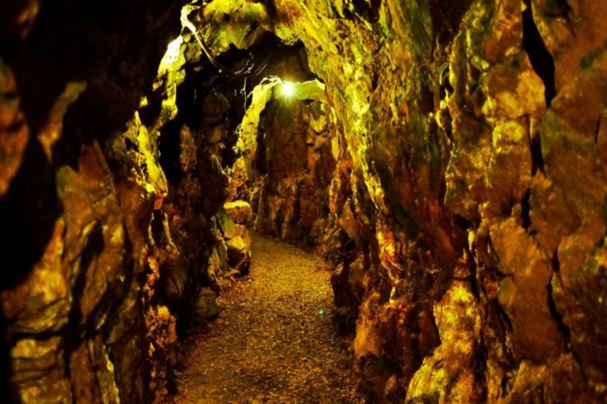 China descobre reserva de ouro de mil toneladas avaliadas em mais de 90 bilhões de dólares e fortalece seu domínio no mercado global de mineração