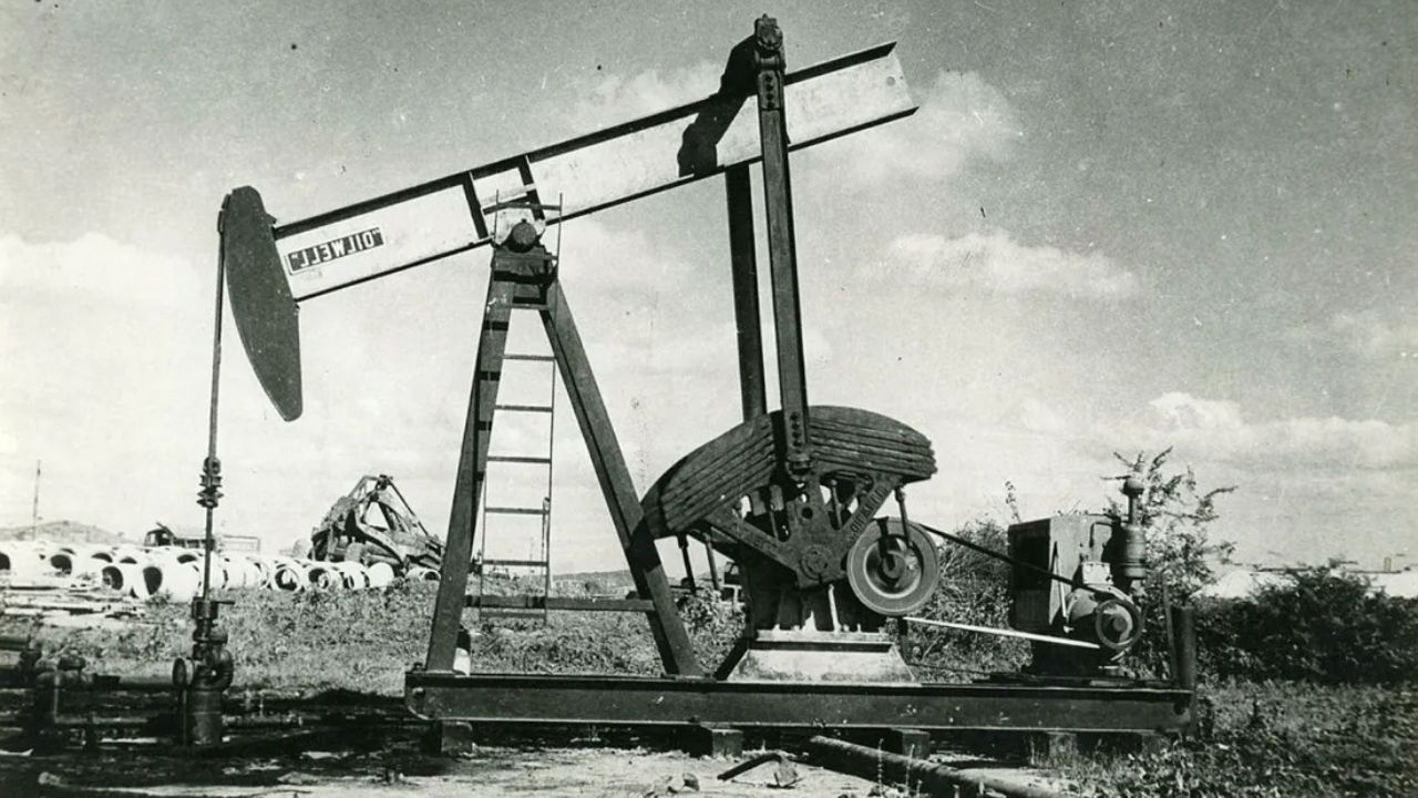 Fue en Candeias que se instalou o primeiro poço de petróleo com exploração comercial no Brasil