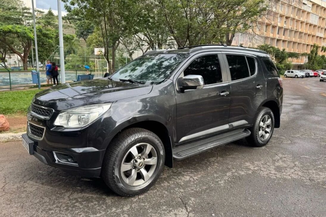 5 SUVs de 7 lugares baratos e fáceis de manter para comprar em 2025