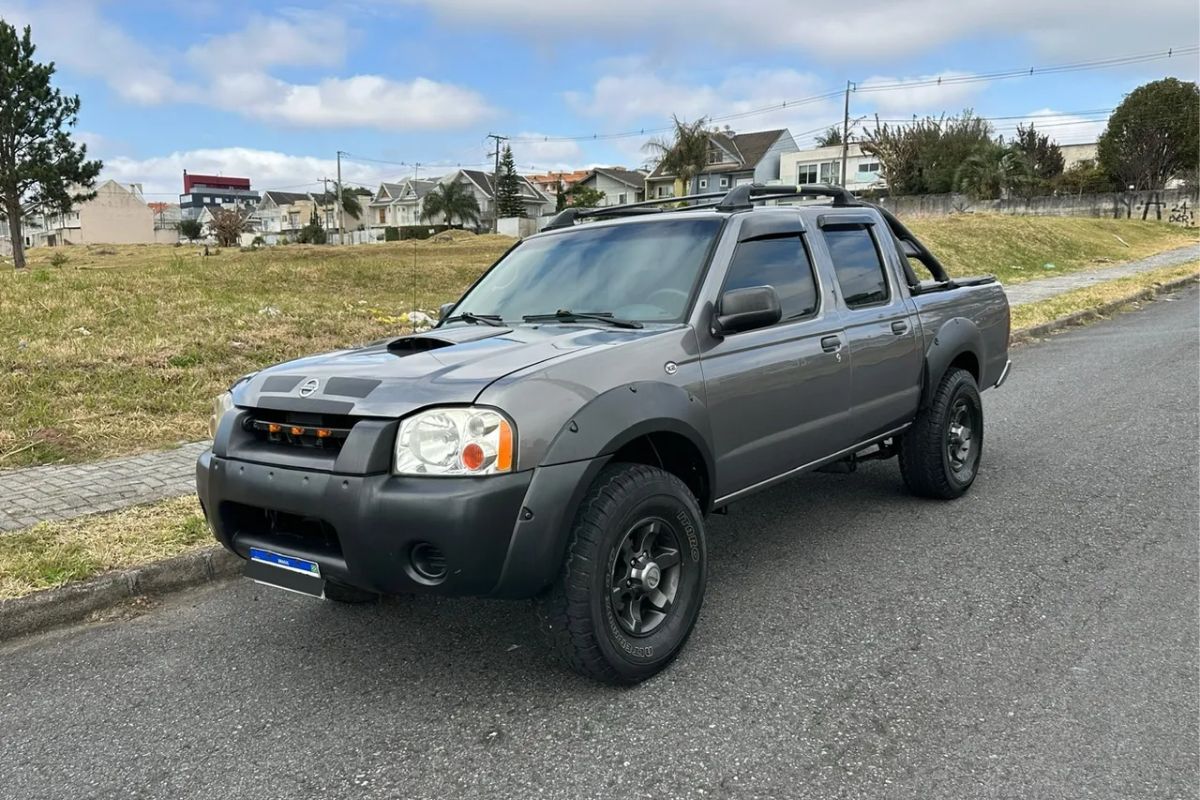 Veja 5 caminhonetes com isenção de IPVA em 2025 por idade do veículo; modelos têm manutenção barata e boa revenda