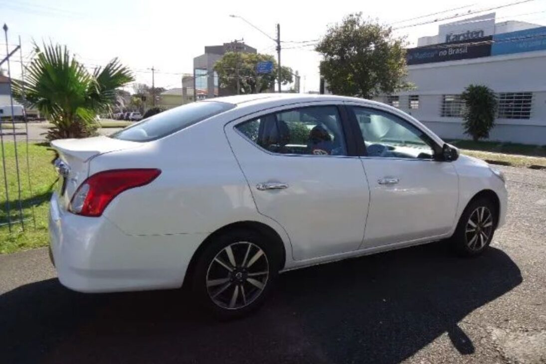 5 coches buenos que tienen baja demanda en el mercado de usados para escapar de lo obvio