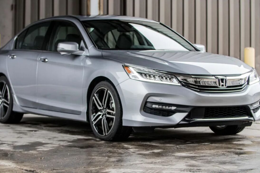 5 carros de luxo baratos e que surpreendem por serem fáceis de manter