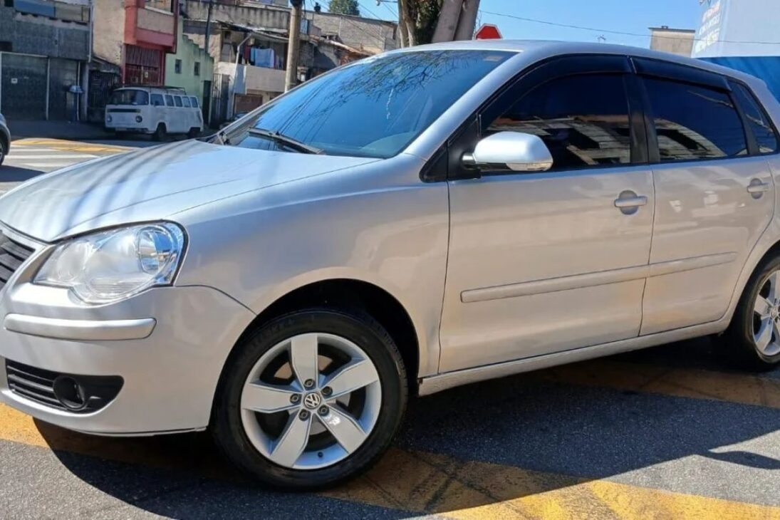 5 mejores coches hasta 30 mil reales que hacen hasta 16 km/l y no pesan en el bolsillo