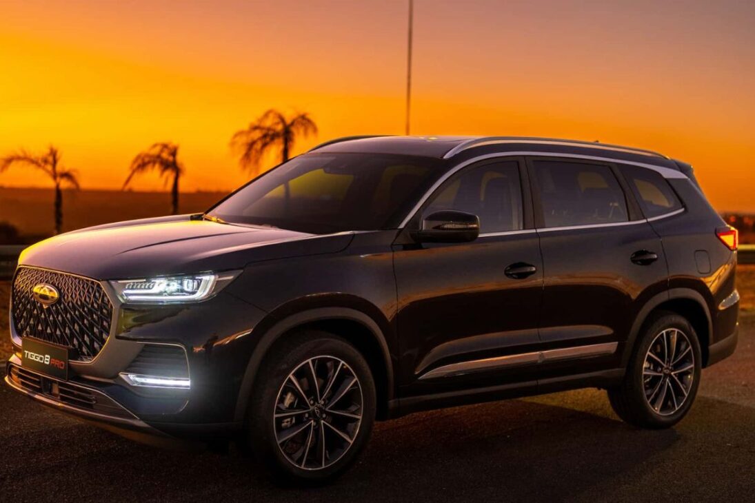 A Caoa Chery ataca o mercado com o Tiggo 8 Pro: o SUV de 7 lugares com painel digital e câmera 360º por um preço de categoria inferior