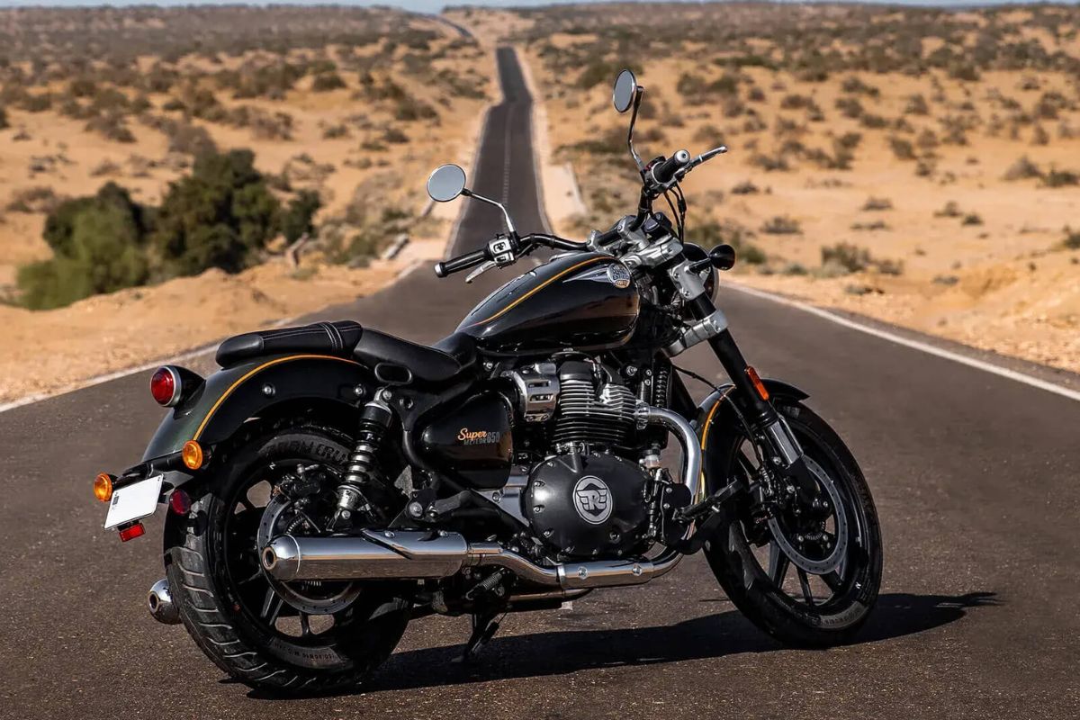 Royal Enfield Super Meteor 650: a estradeira de 47 cv com preço, ficha técnica e versões