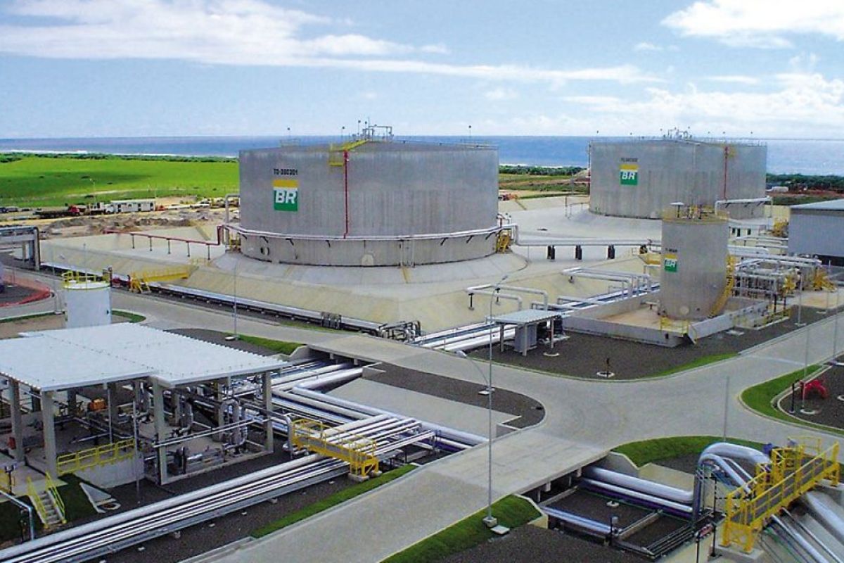 A "Mini-Petrobras" Capixaba: A Compra de US$ 544 Milhões dos Campos da Petrobras que Criou um Novo Gigante no ES