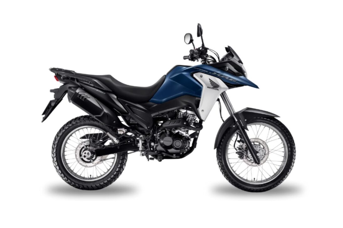 Con motor de 293,5 cilindradas, la Honda XR 300 L Tornado 2025 alcanza 160 km/h y hace hasta 32 km por litro