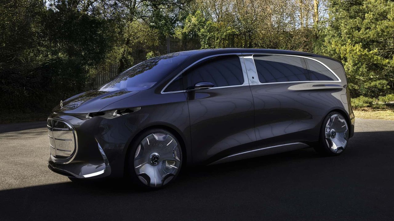 El Mercedes-Benz Vision V Concept 2025 transforma la furgoneta de lujo en un salón privado eléctrico, enfocado en máximo confort, espacio versátil y tecnología inmersiva. Imagen: Mercedes-Benz
