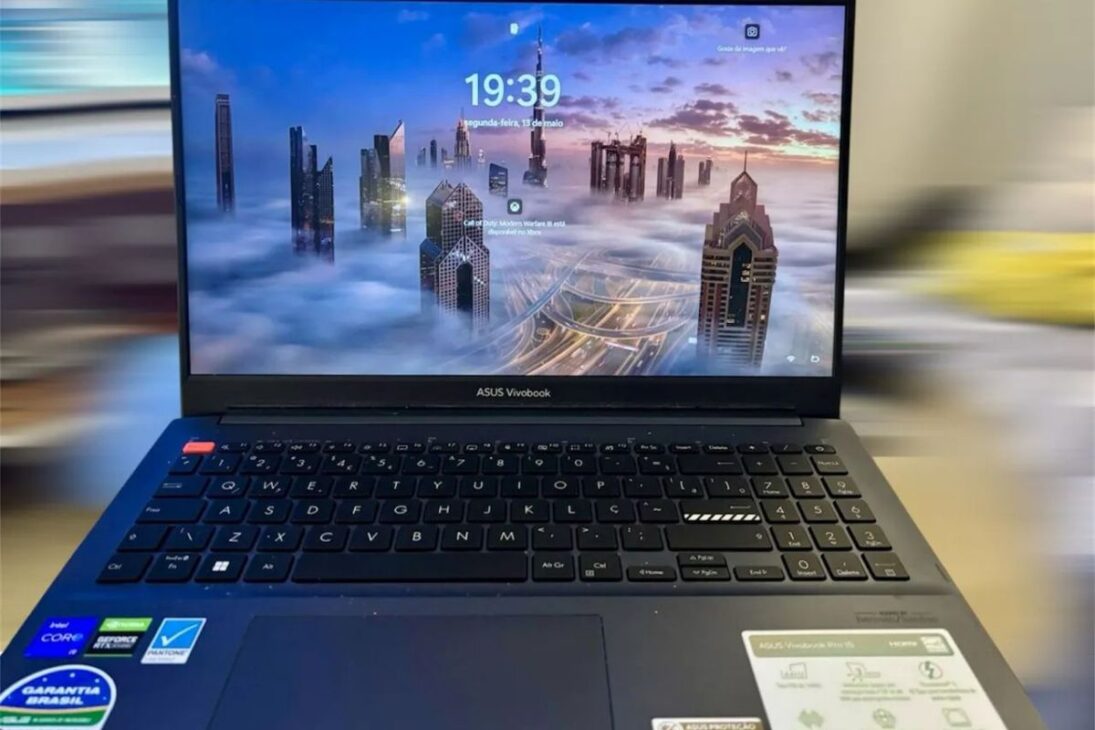 ¿Buscando un portátil con pantalla OLED? Consulta los 5 mejores modelos con contraste absoluto y alto rendimiento