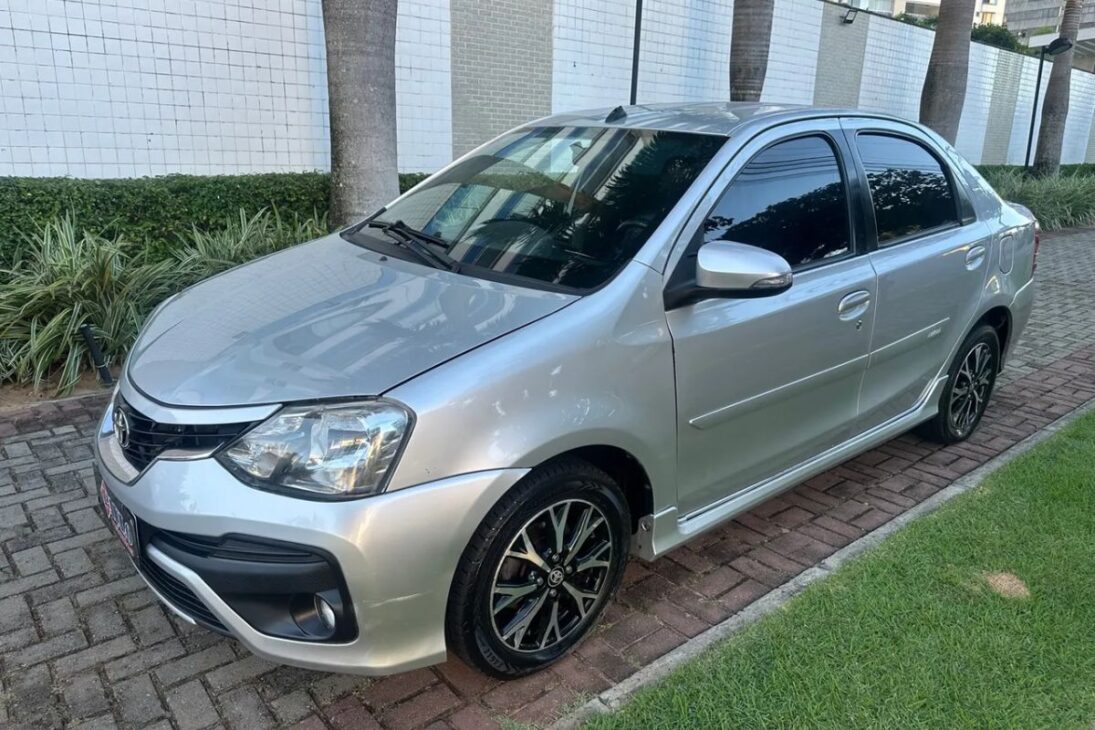 Coches para circular todo el día 'sin dolor de cabeza': económicos, confiables y baratos de mantener