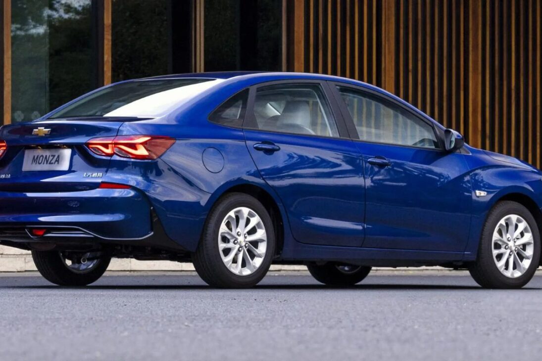 Chevrolet Cruze Renace En Mercados Seleccionados Con Base En El Monza Chino