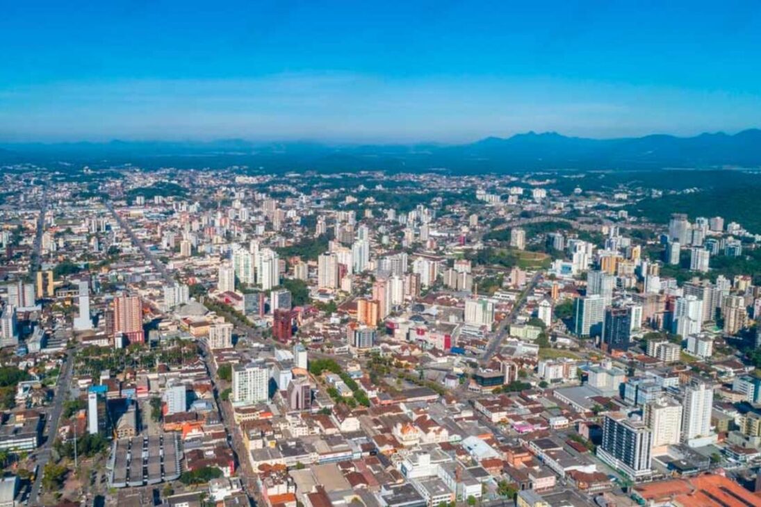 Ciudad industrial brasileña tiene un PIB de R$ 26 mil millones, es la casa de Volvo y supera las potencias de SC e RS 