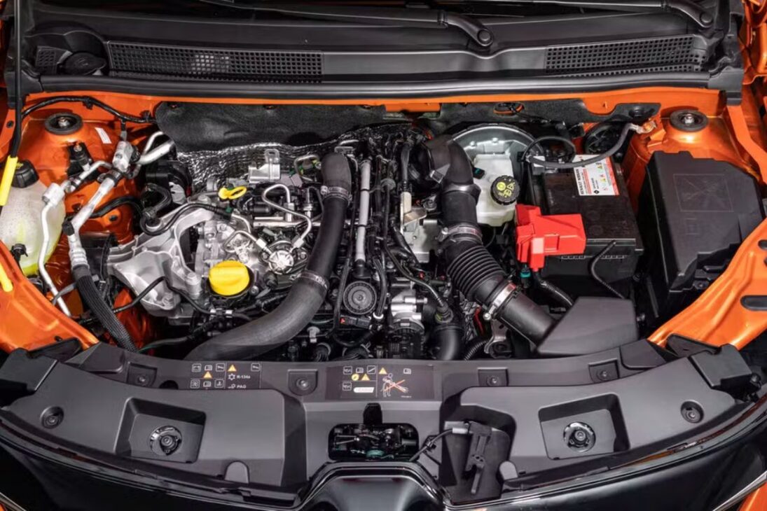 Con motor 1.0 turbo y 125 caballos, el nuevo Nissan Kicks 2025 alcanza hasta 14,3 km/l y tiene un 0 a 100 km/h declarado de 12,4 segundos