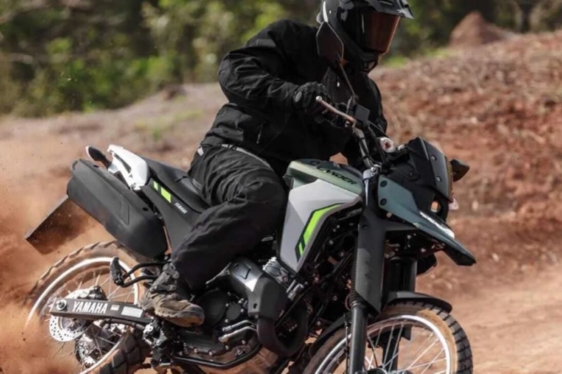 La Yamaha Lander 250 Connected 2025 hace hasta 35 km/l, con motor de 249cc y 20,9 caballos, y alcanza una velocidad máxima de 145 km/h