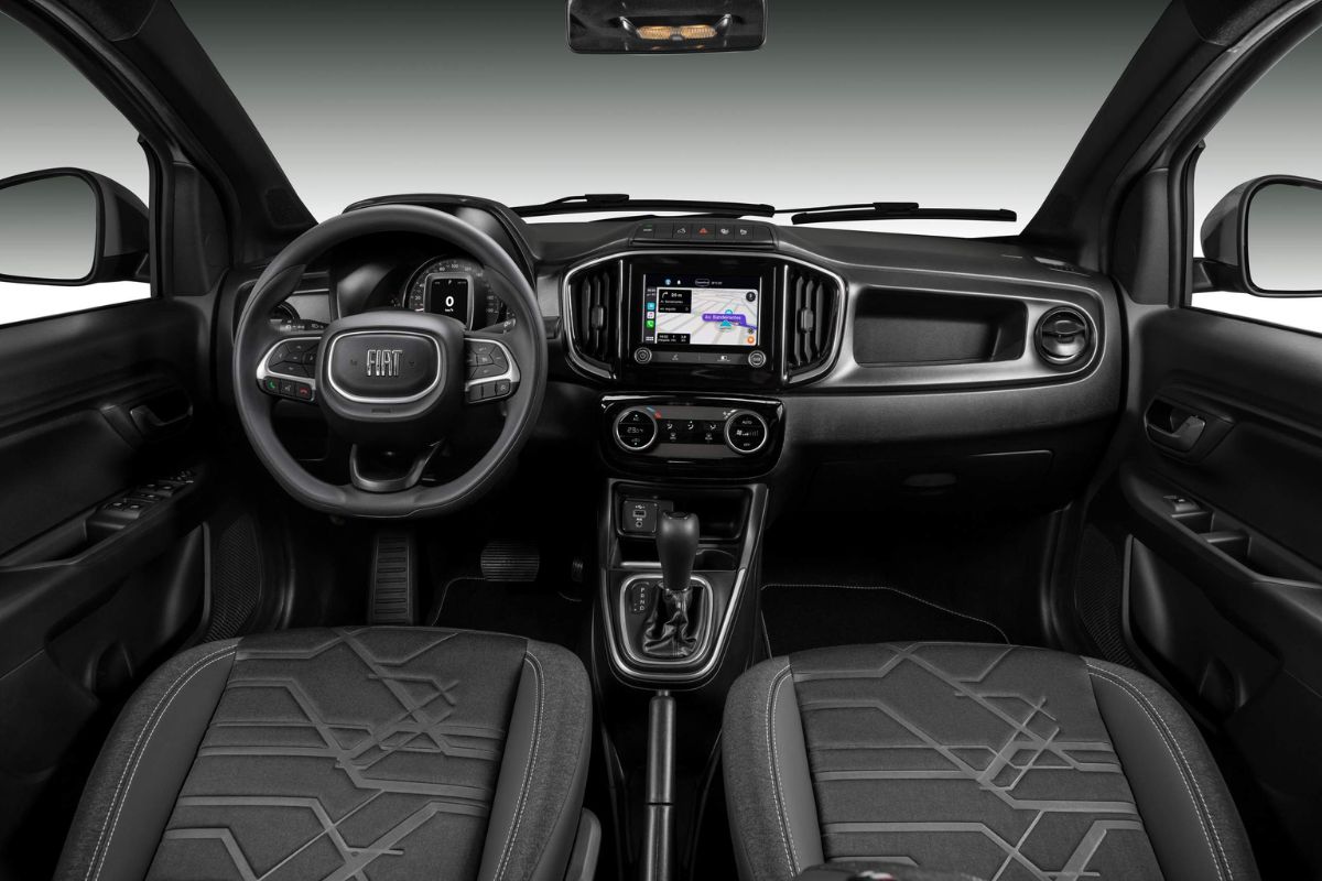 análise Fiat Strada Volcano 2025