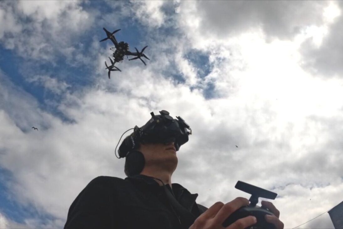 Conozca los 5 drones de carrera que alcanzan 200 km/h en segundos y las imágenes increíbles que producen