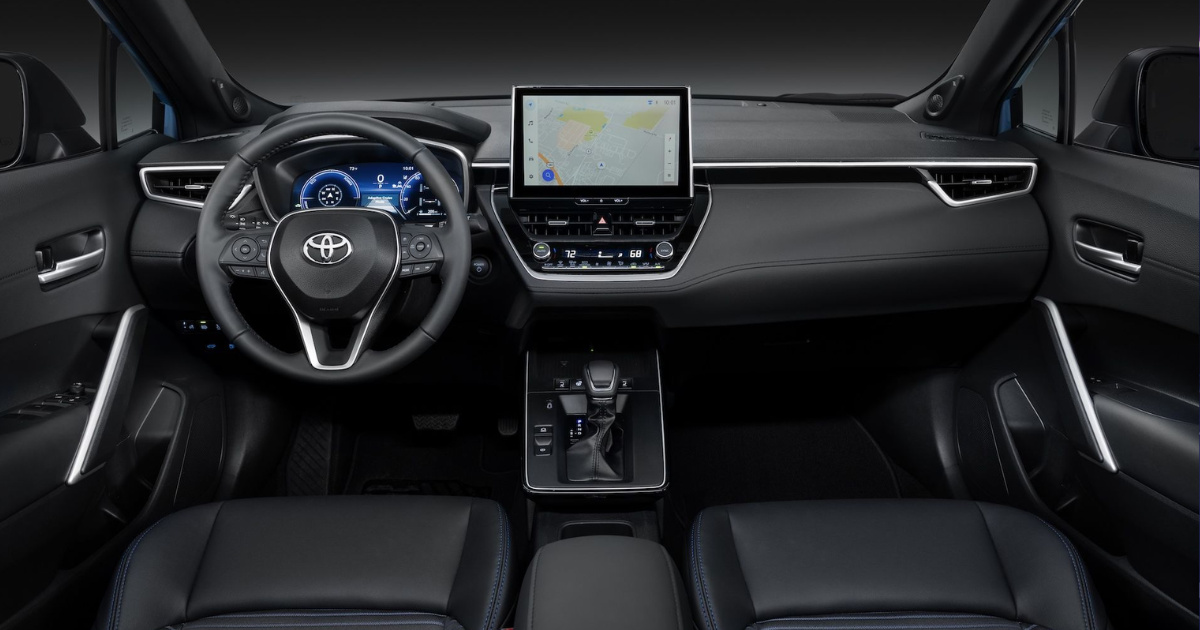 Corolla 2026 híbrido flex estreia com 223 cv, até 70 km de autonomia elétrica e design moderno. Tecnologia pioneira no mercado brasileiro.(Imagem: Reprodução/IA)
