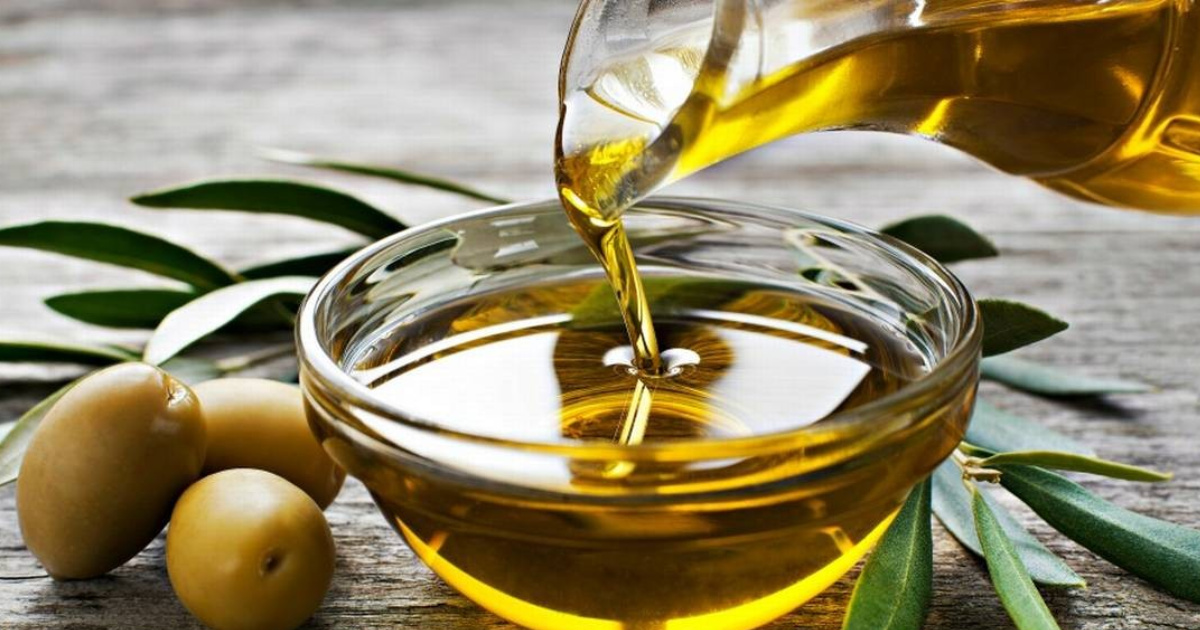 Azeite extravirgem é destaque por combater inflamações, proteger o coração e ser peça-chave na busca por longevidade com saúde. (Imagem: Reprodução/Dusan Zidar)