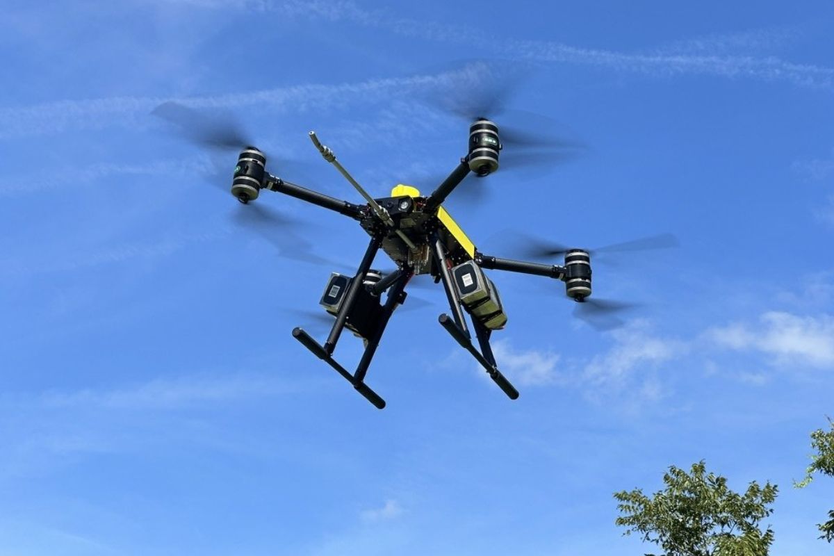 Tecnologia Revoluciona Pintura de Fachadas: Drones Autônomos Substituem Trabalho em Altura